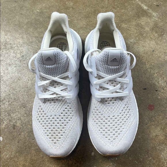 Adidas white ultraboost 1.0 with gum soles
Size: 7.5 - Picture 2 of 13